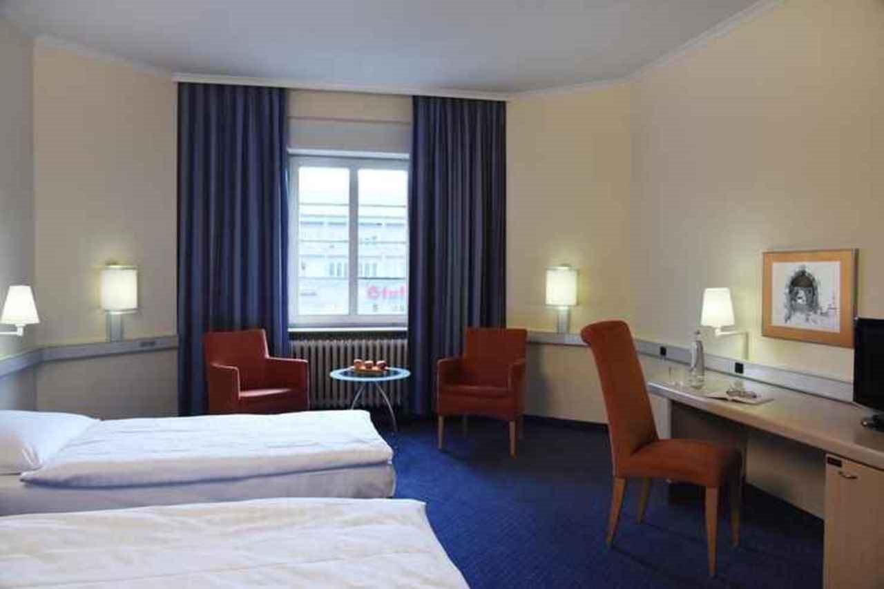 Intercityhotel Stuttgart Eksteriør bilde
