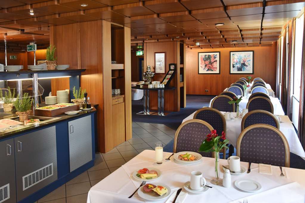 Intercityhotel Stuttgart Eksteriør bilde