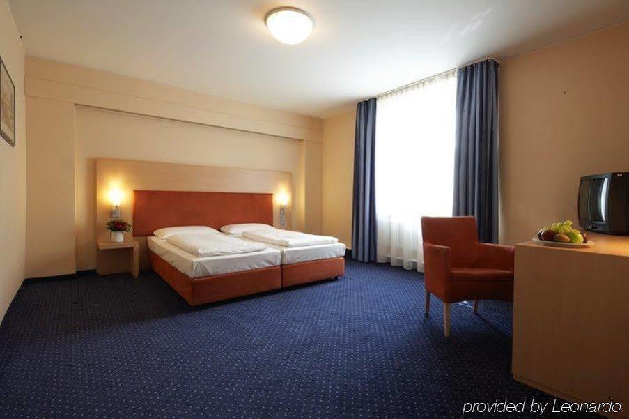 Intercityhotel Stuttgart Eksteriør bilde