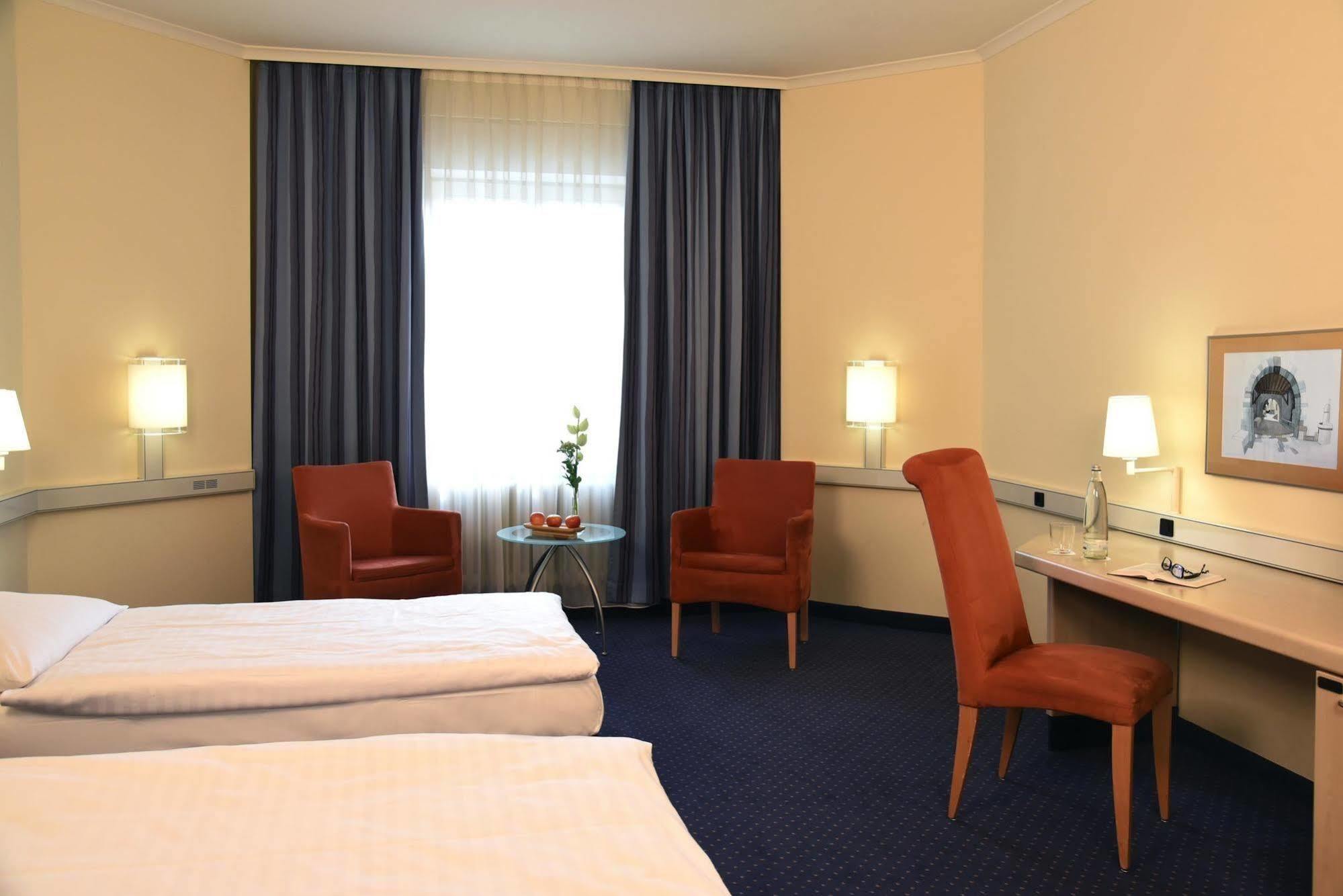 Intercityhotel Stuttgart Eksteriør bilde