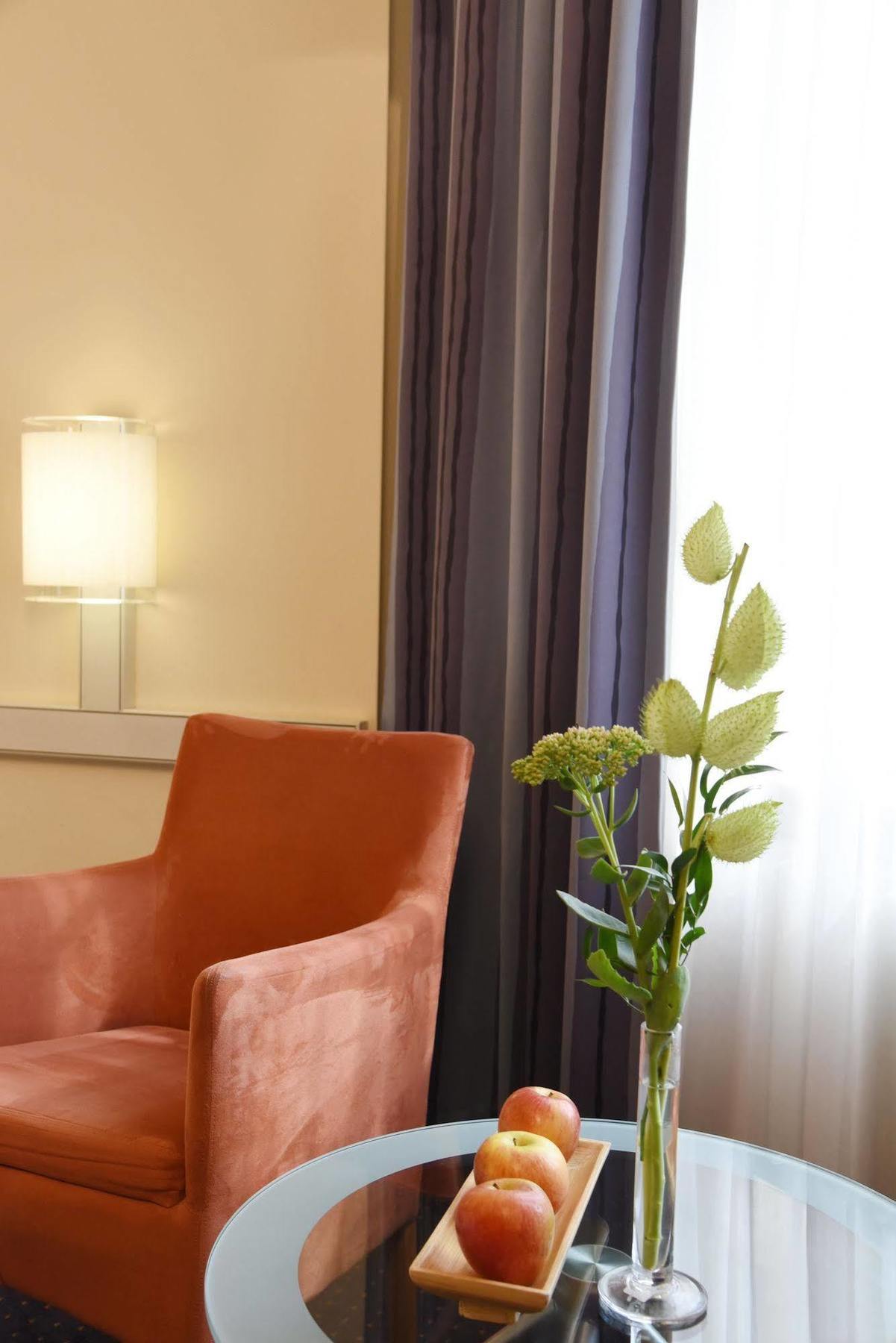 Intercityhotel Stuttgart Eksteriør bilde