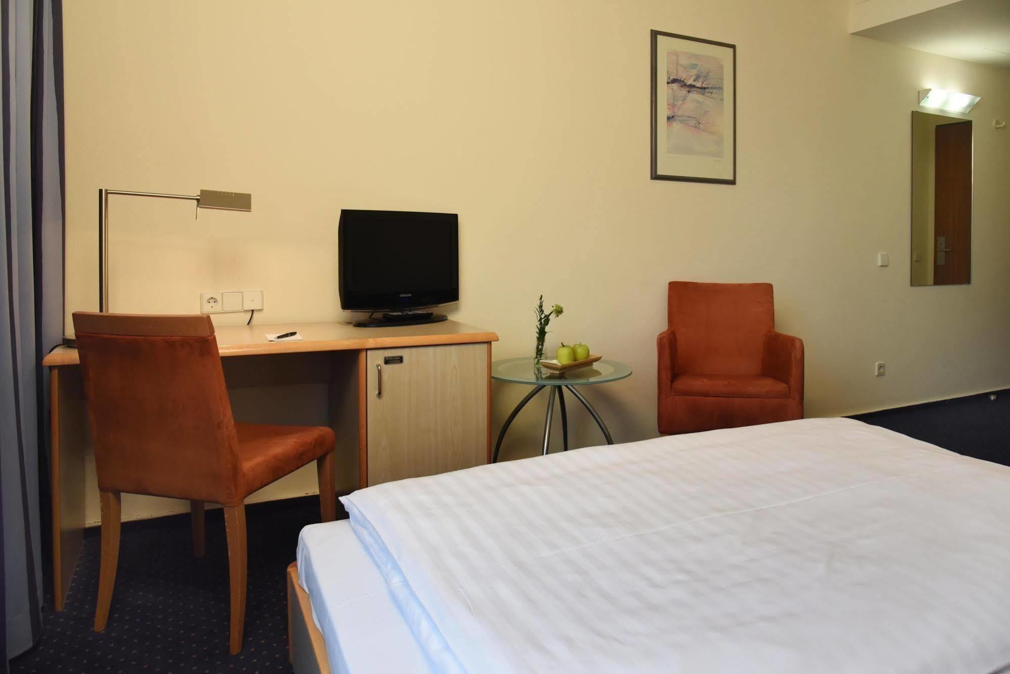 Intercityhotel Stuttgart Eksteriør bilde